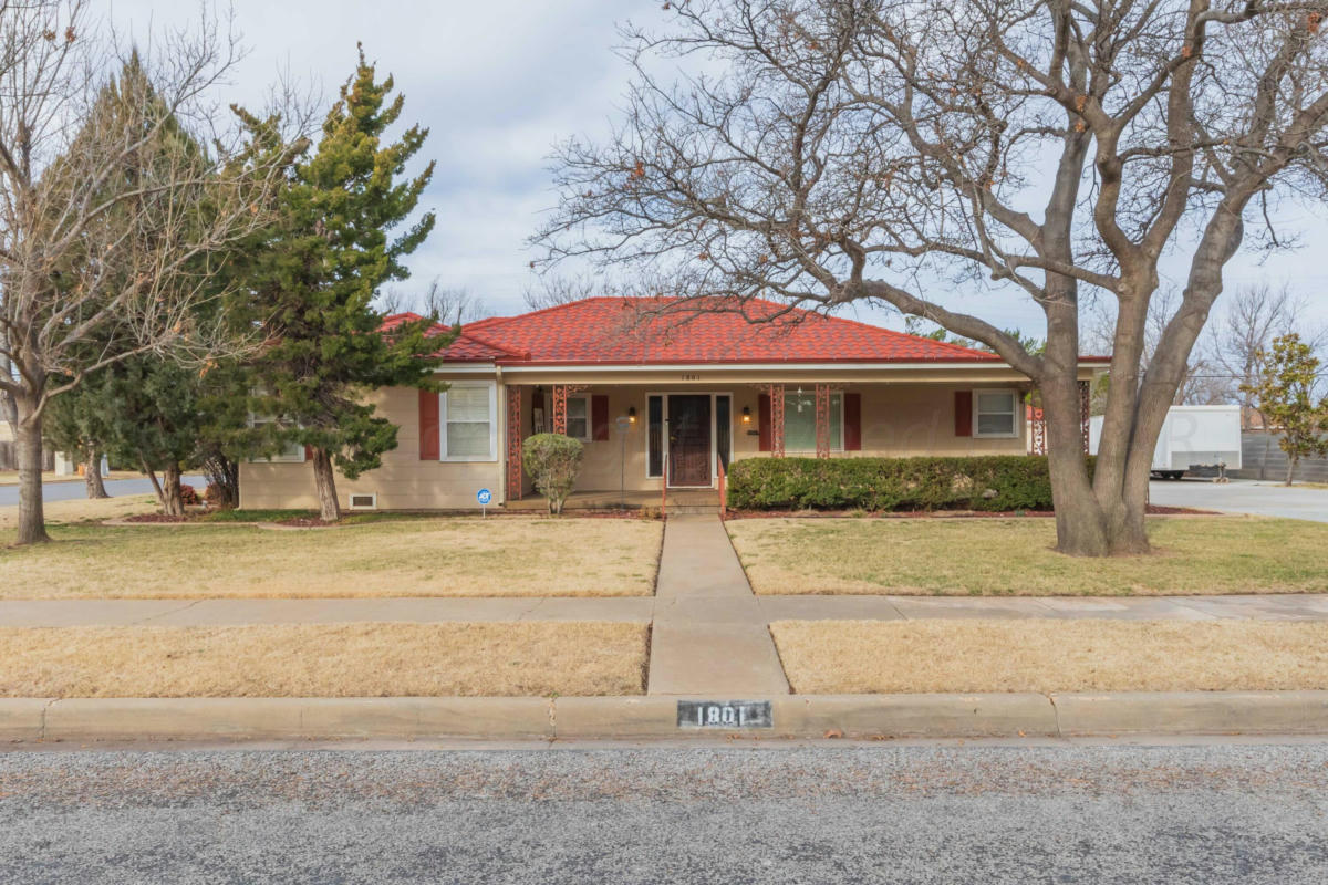 1801 N RUSSELL ST, PAMPA, TX 79065, photo 1 of 54