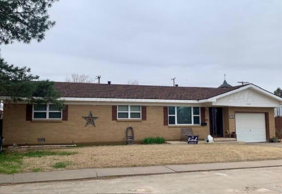 1502 S INDIANA ST, PERRYTON, TX 79070, photo 4 of 33