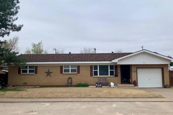 1502 S INDIANA ST, PERRYTON, TX 79070 - Image 1