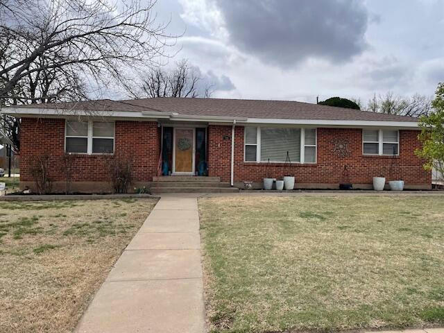 715 W 5TH ST, CLARENDON, TX 79226, photo 1 of 58
