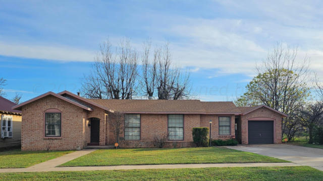 707 AVENUE D NW, CHILDRESS, TX 79201 - Image 1