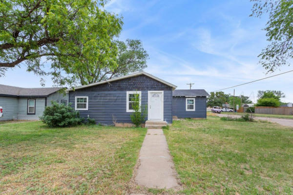 1100 PARK AVE, PANHANDLE, TX 79068 - Image 1
